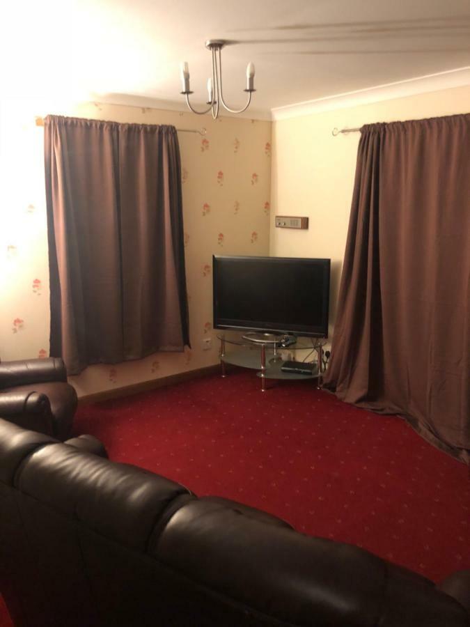 Soroba House Apartment Оубън Екстериор снимка